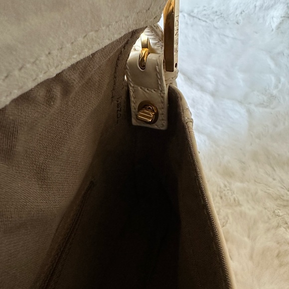 COPY - 100 authentic fendi baguette...gently used.still has tag of holt renfrew… - Picture 6 of 13